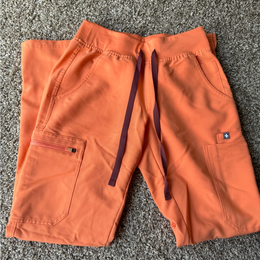 Orange Figs Yola Scrub Pants